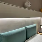 Loft House Apartment *